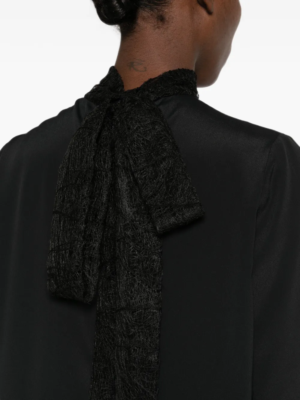 Fabiana Filippi Blouse met kanten vlakken en strikdetail Blauw