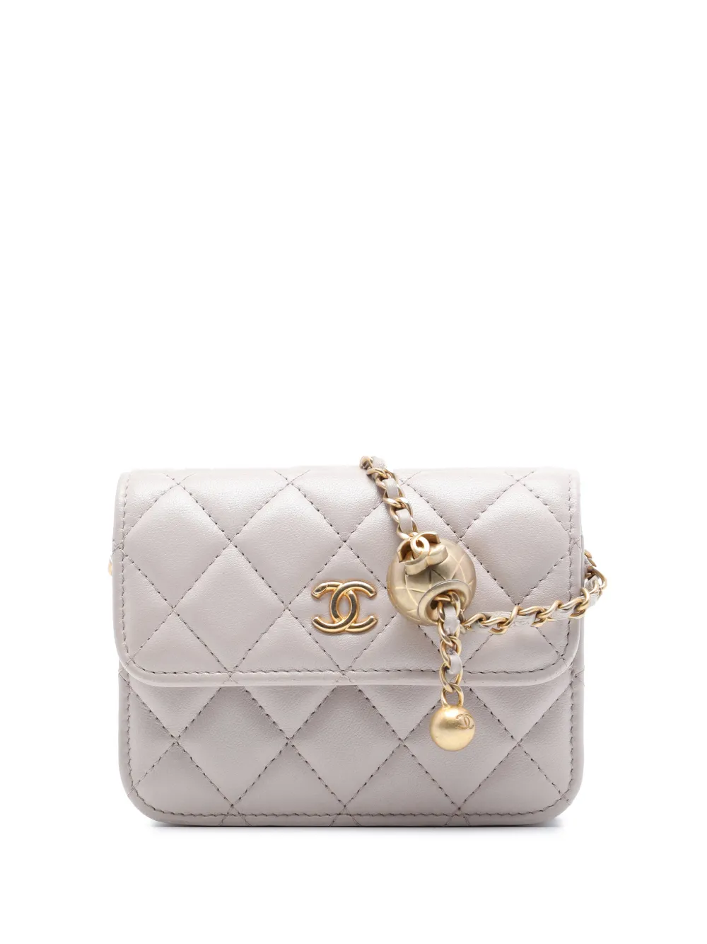 CHANEL Pre-Owned 2021 Mini Quilted Lambskin Pearl Crush Clutch with Chain crossbody bag - Marrone
