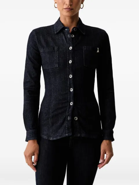 Patrizia Pepe camisa vaquera con placa del logo de mosca