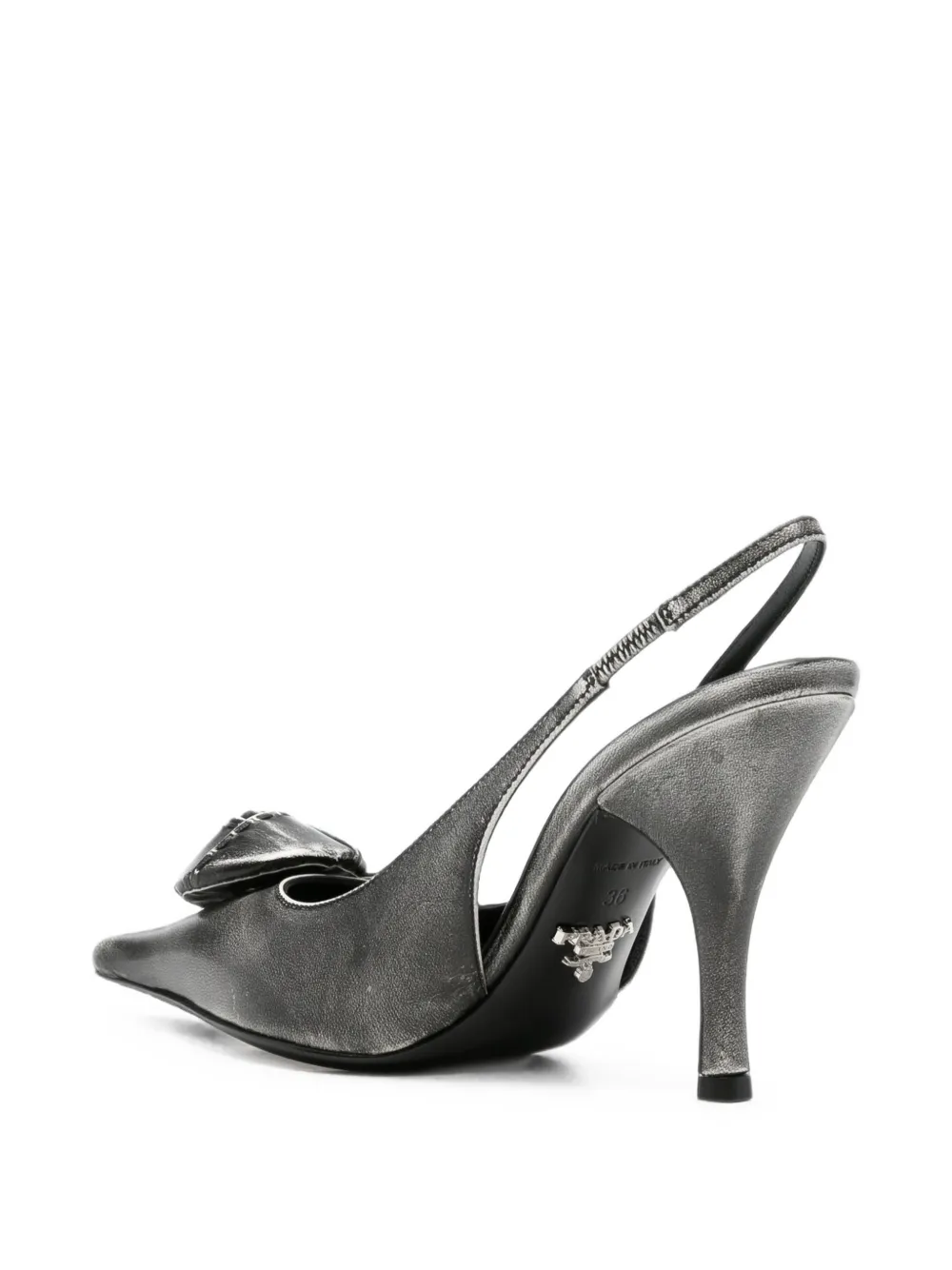 Prada Re-Edition floral-appliqué pumps Grijs