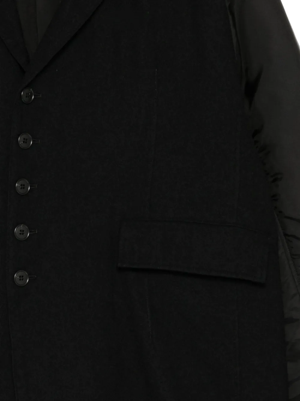 Undercover Jack met vlakken en geborduurd logo Zwart
