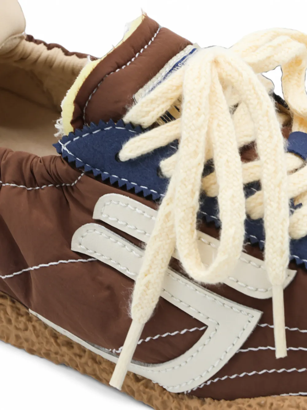 Puraai panelled logo-patch sneakers Bruin