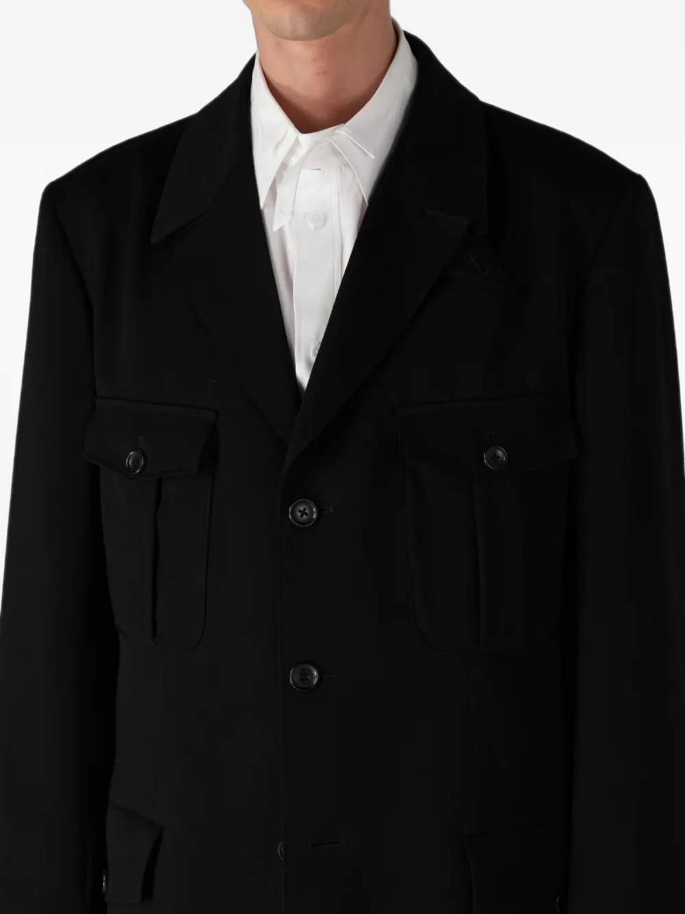 Yohji Yamamoto Lang jack met enkele rij knopen enzakken Zwart