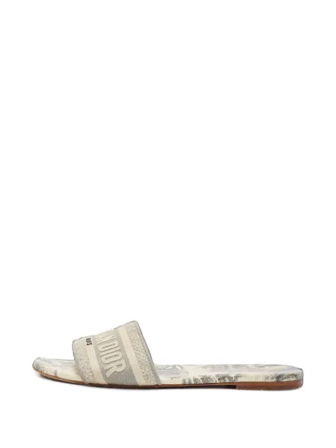 Christian Dior Pre-Owned Dway embroidered slides