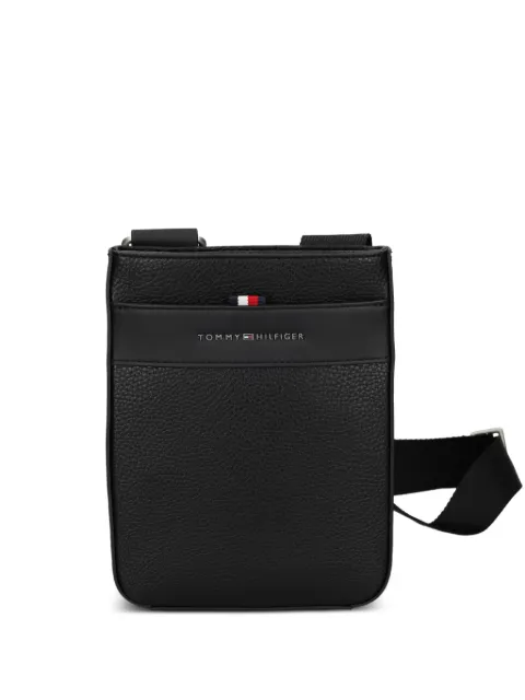 Tommy Hilfiger bolso messenger texturizado con placa del logo