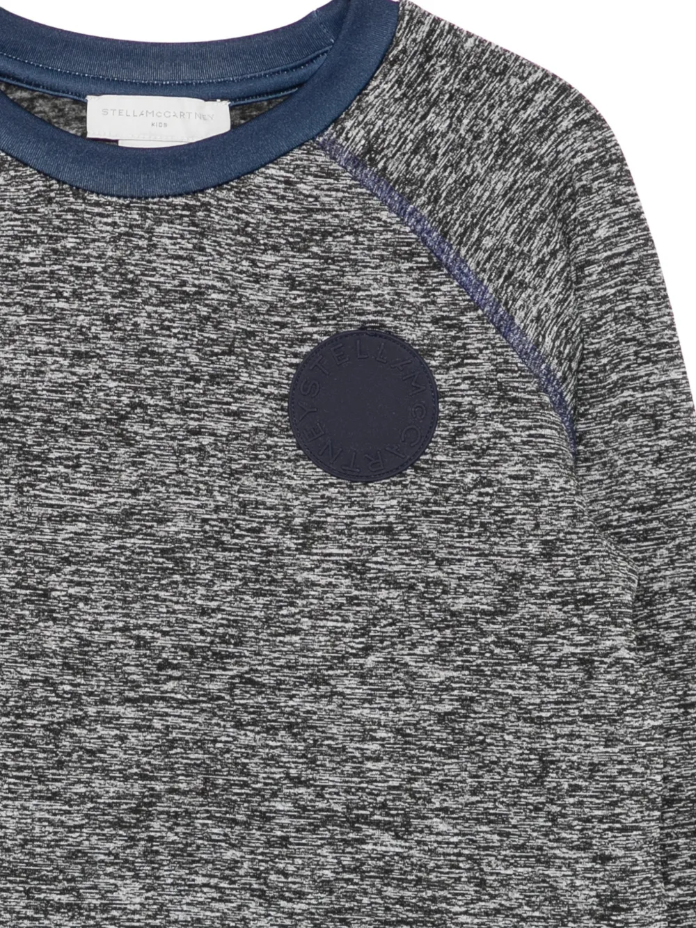 Stella McCartney Kids logo-patch raglan-sleeve snow T-shirt Grijs