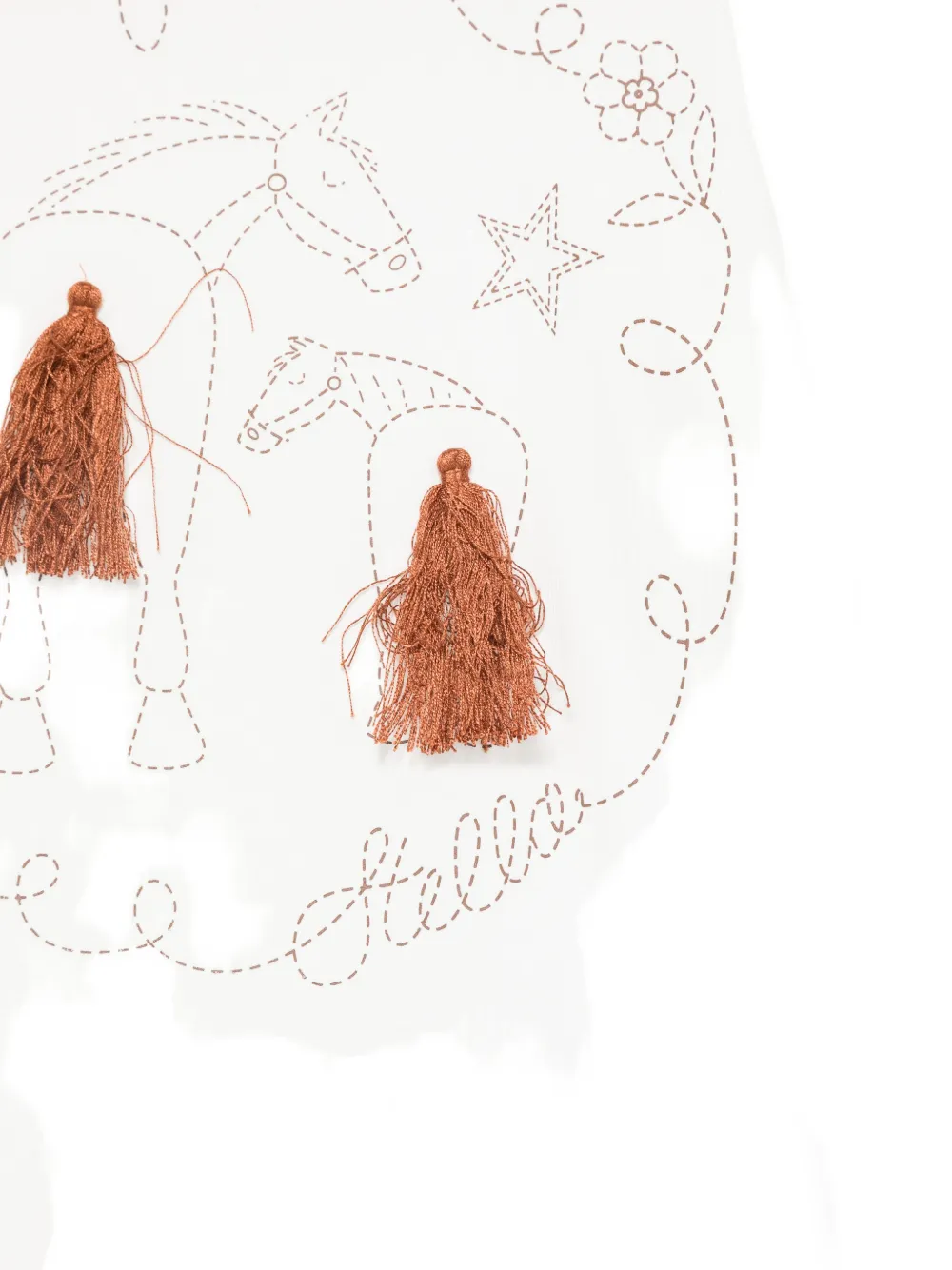 Stella McCartney Kids T-shirt met geborduurd kwastje Wit