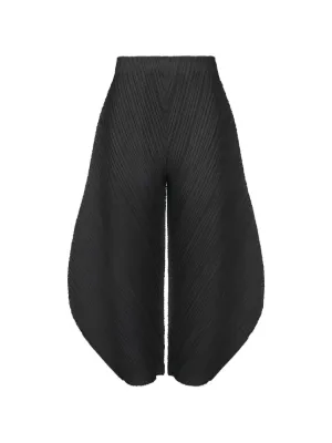 イッセイミヤケ プリーツプリーズ 7分パンツ　濃い目パンツ イッセイミヤケ プリーツプリーズ 7分パンツ 濃い目パンツ