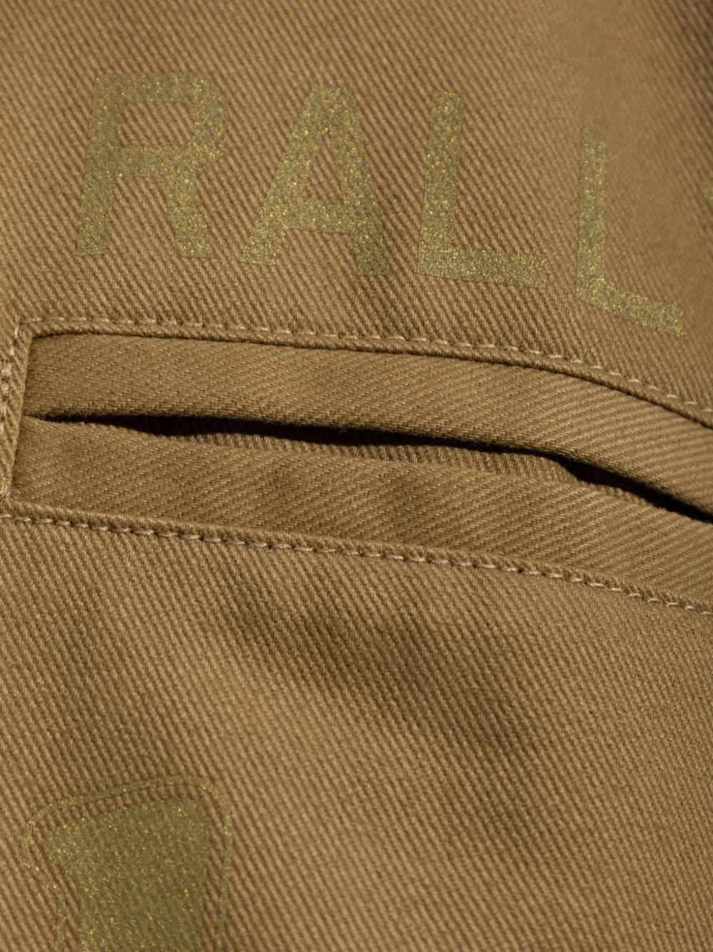 RHUDE Track jack met logoprint en rits Bruin