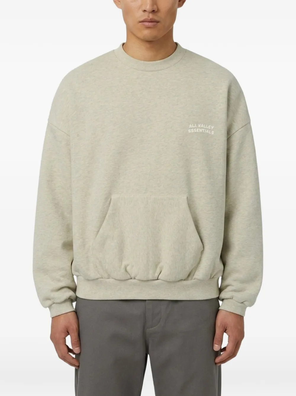 FEAR OF GOD ESSENTIALS 90s trui met logoprint en ronde hals Beige