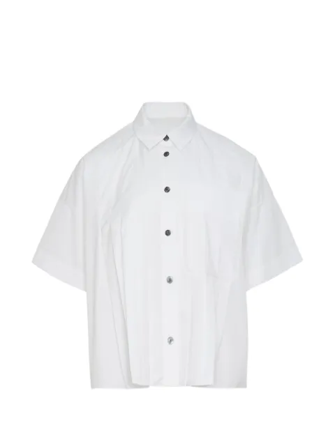 Enföld camisa estilo boxy con pliegues
