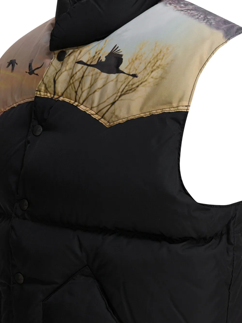 Needles x Rocky Mountain gewatteerde bodywarmer met veren en grafische print Zwart