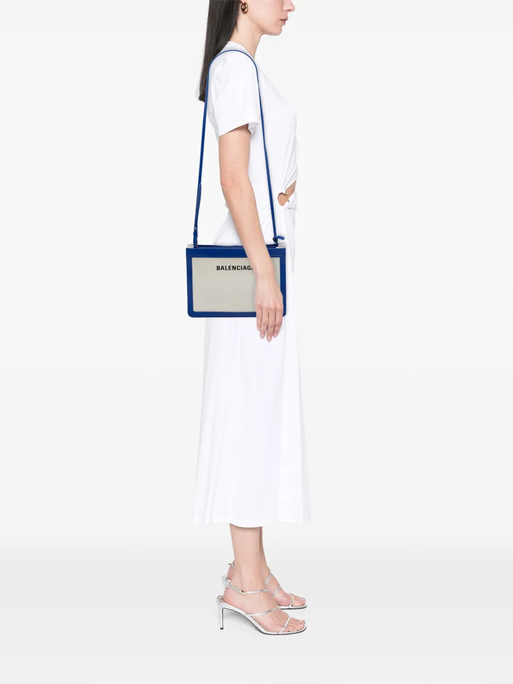 Balenciaga Pre-Owned 2019 Navy Pochette canvas crossbodytas Bruin