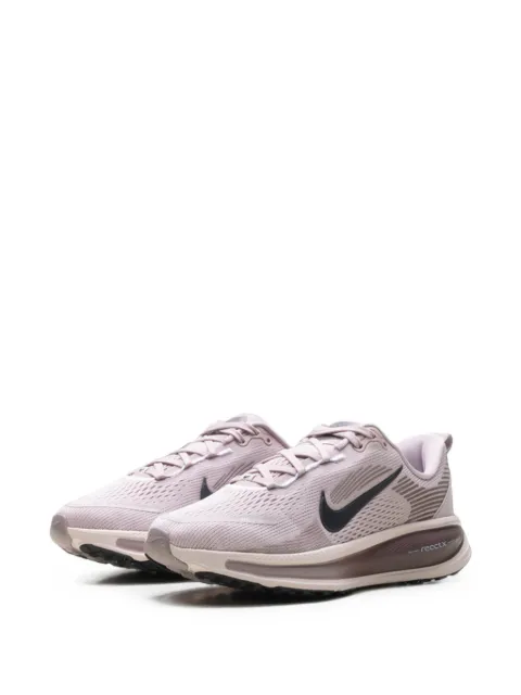 Nike Kids Vomero 18 low-top running sneakers