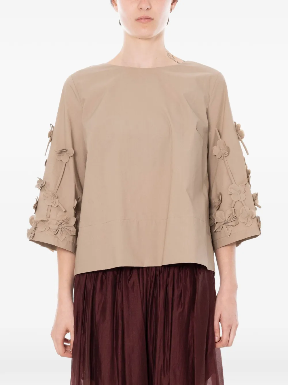 Meimeij Flower-appliqué Blouse In Neutrals