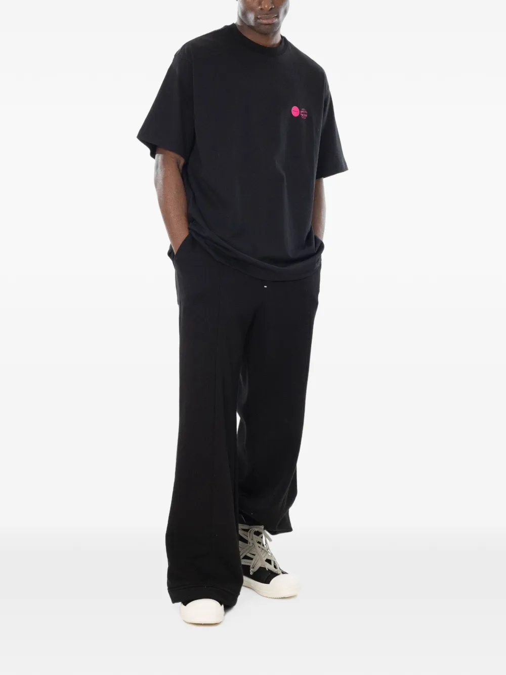 SONGZIO x ASSC T-shirt met logo-print Zwart