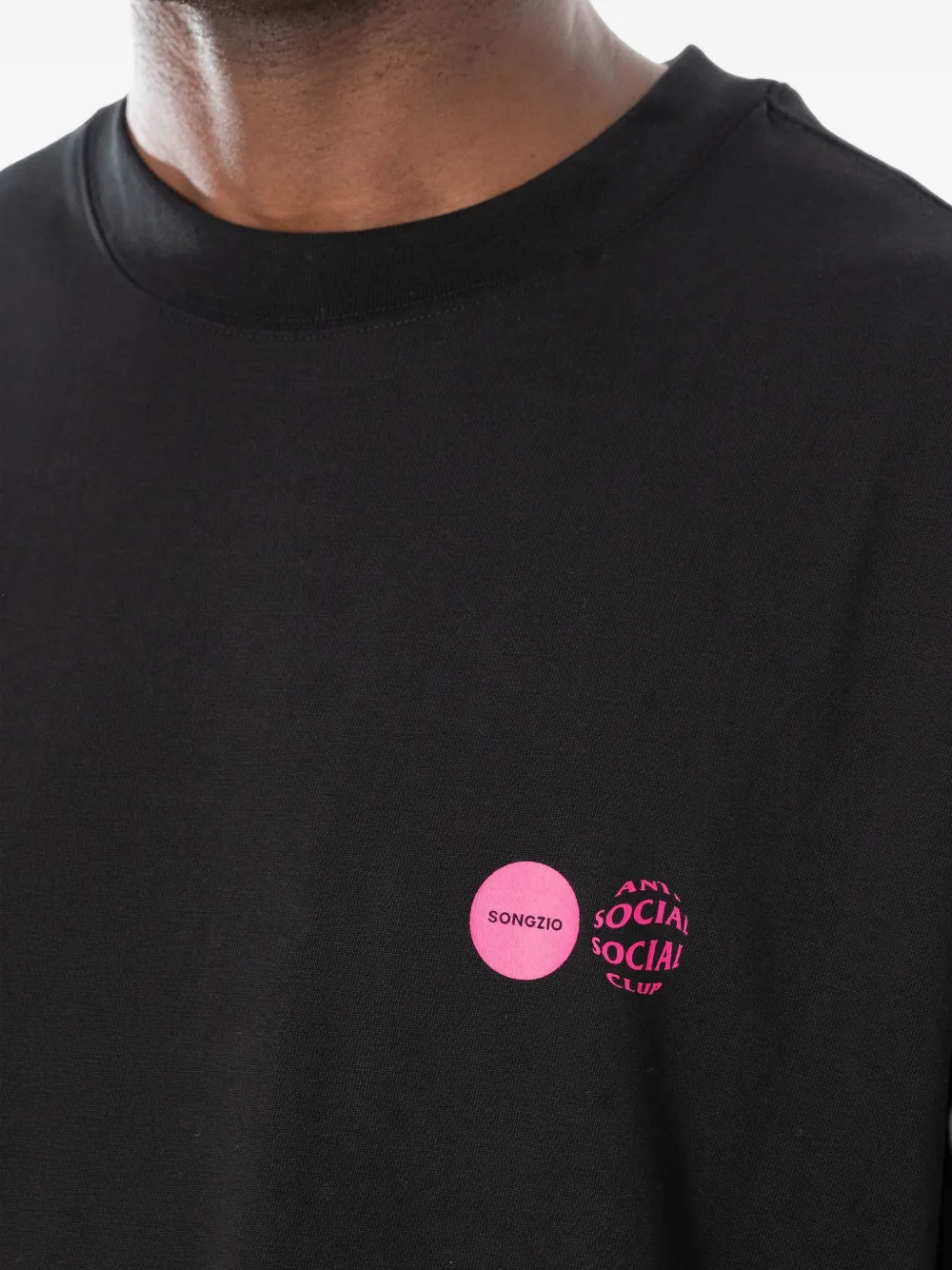 SONGZIO x ASSC T-shirt met logo-print Zwart