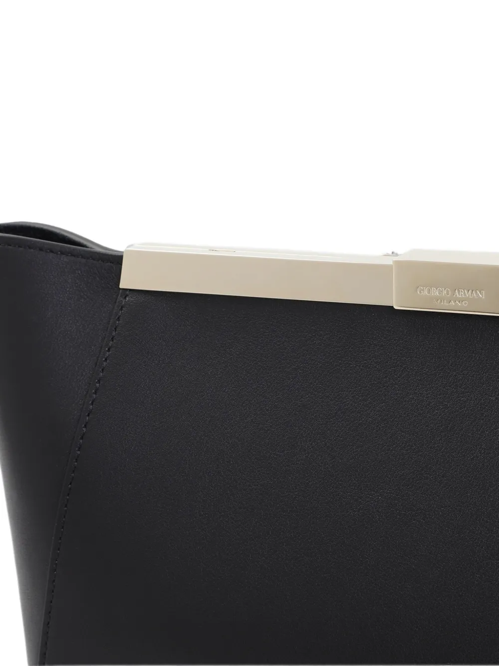 Giorgio Armani Clutch met gegraveerd logo Zwart