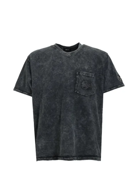 BREATH eagle-patch V-neck T-shirt