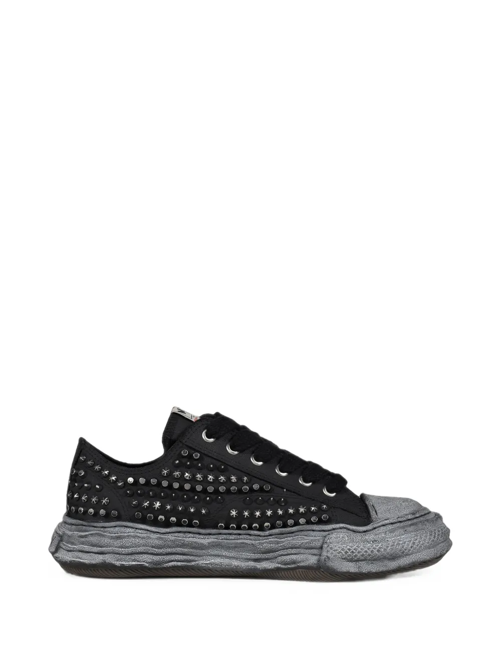 Maison MIHARA YASUHIRO Peterson 23 studded sneakers Zwart