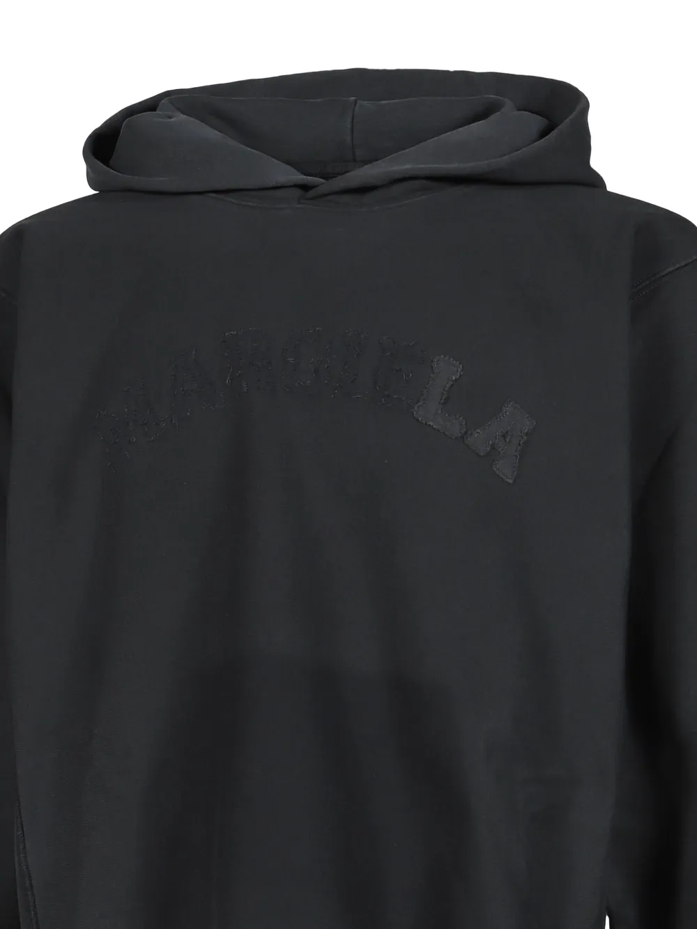 Maison Margiela Gerafelde hoodie met logopatch Zwart