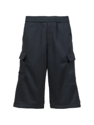 C.P. Company カーゴショーツ | ブラック | FARFETCH JP
