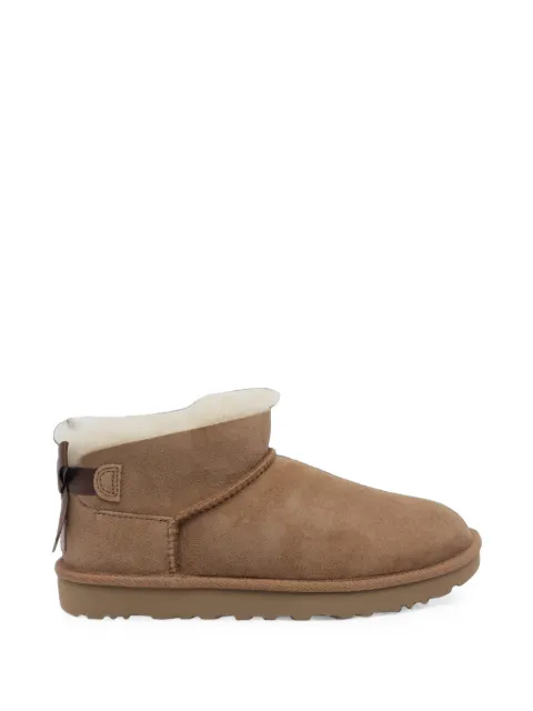 UGG Bota Ultra Mini Bailey de camurça