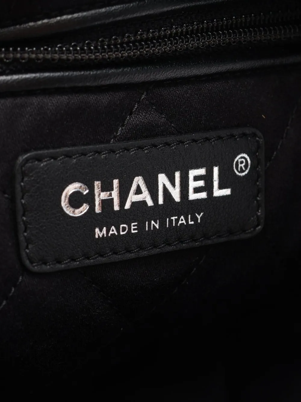 CHANEL Pre-owned 22 Quilted Leather Backpack In Black