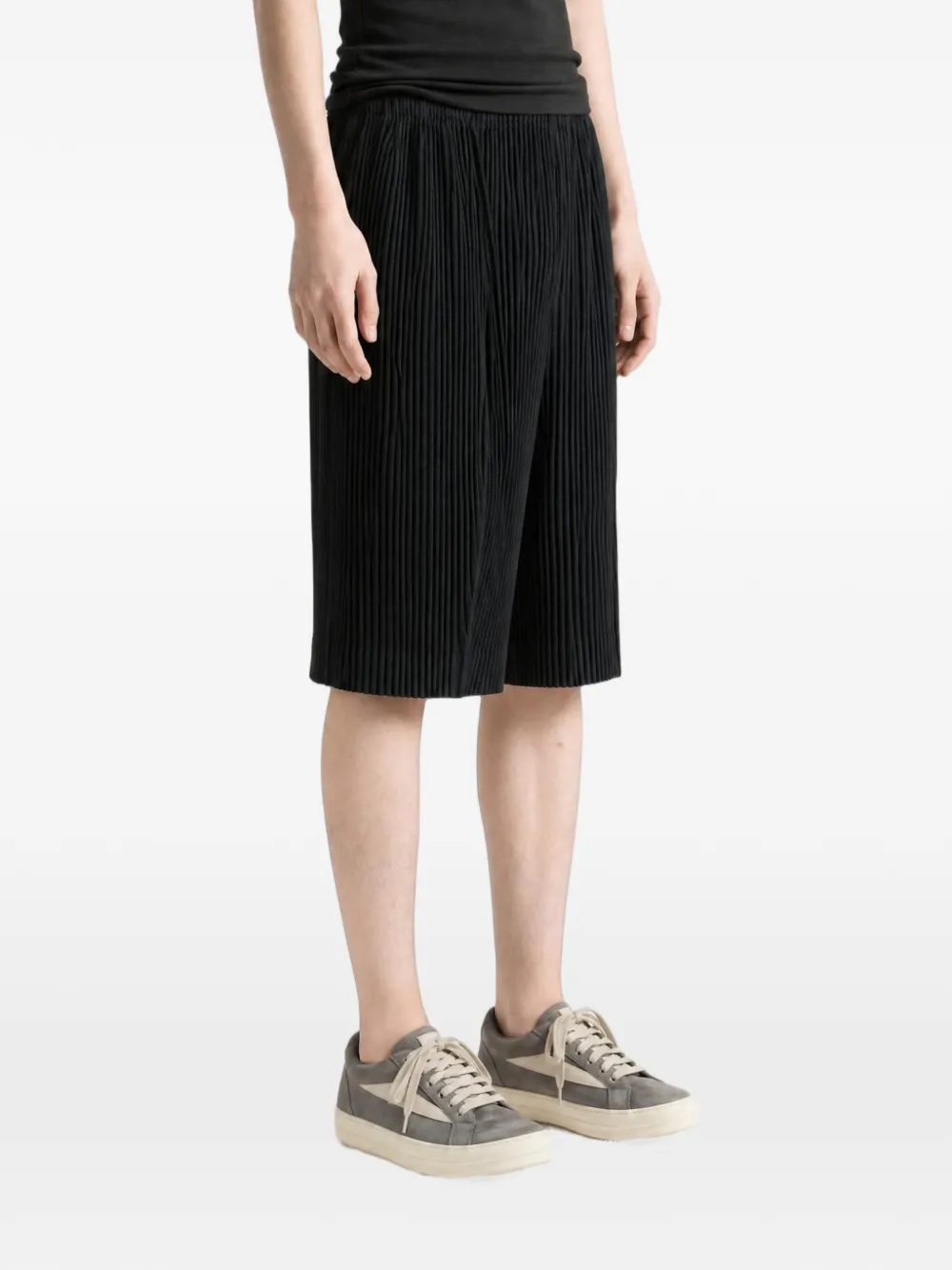Homme Plissé Issey Miyake Geplooide shorts Zwart