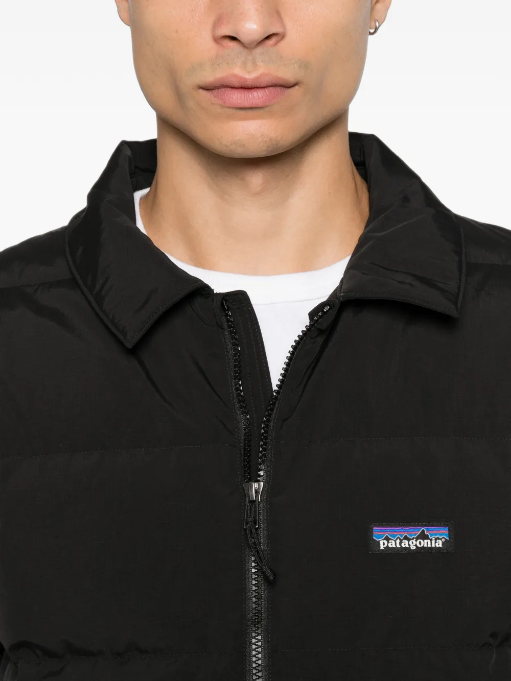 Patagonia Gewatteerd jack met logopatch Zwart