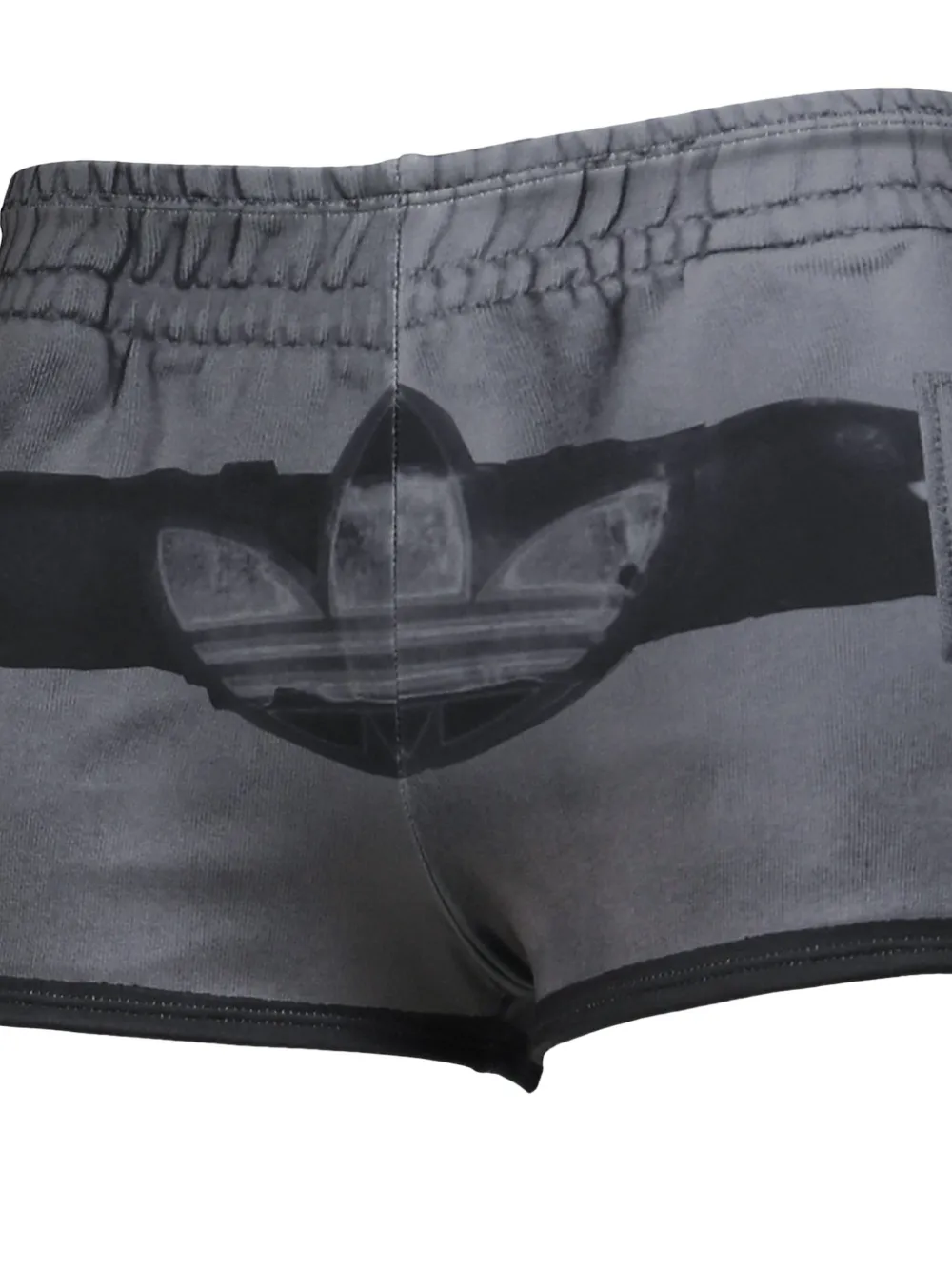 adidas x AVAVAV logoprint shorts (set van twee) Grijs