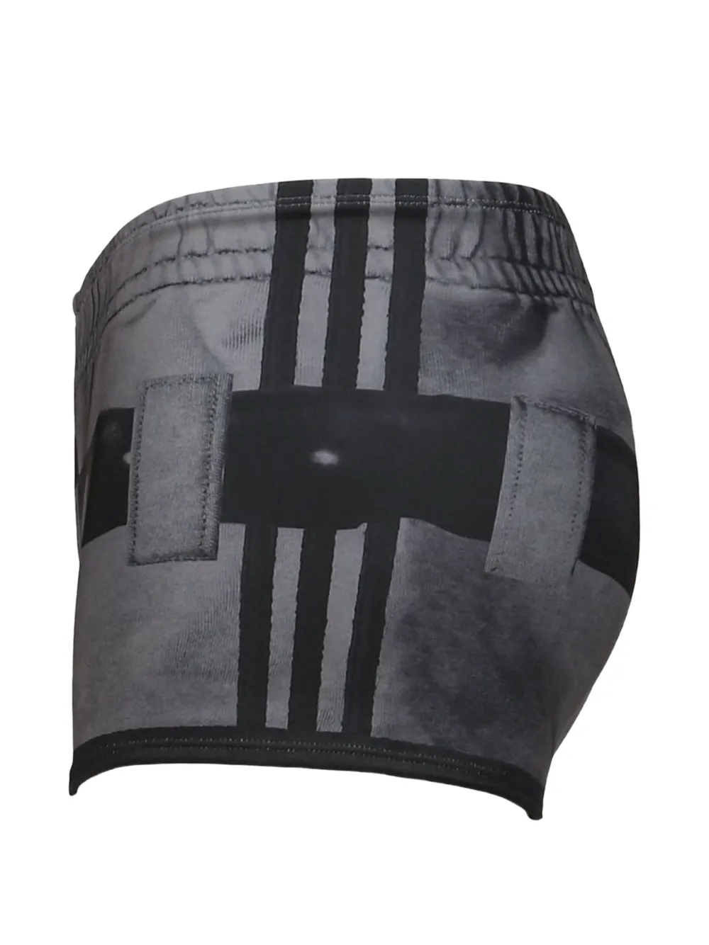 adidas x AVAVAV logoprint shorts (set van twee) Grijs