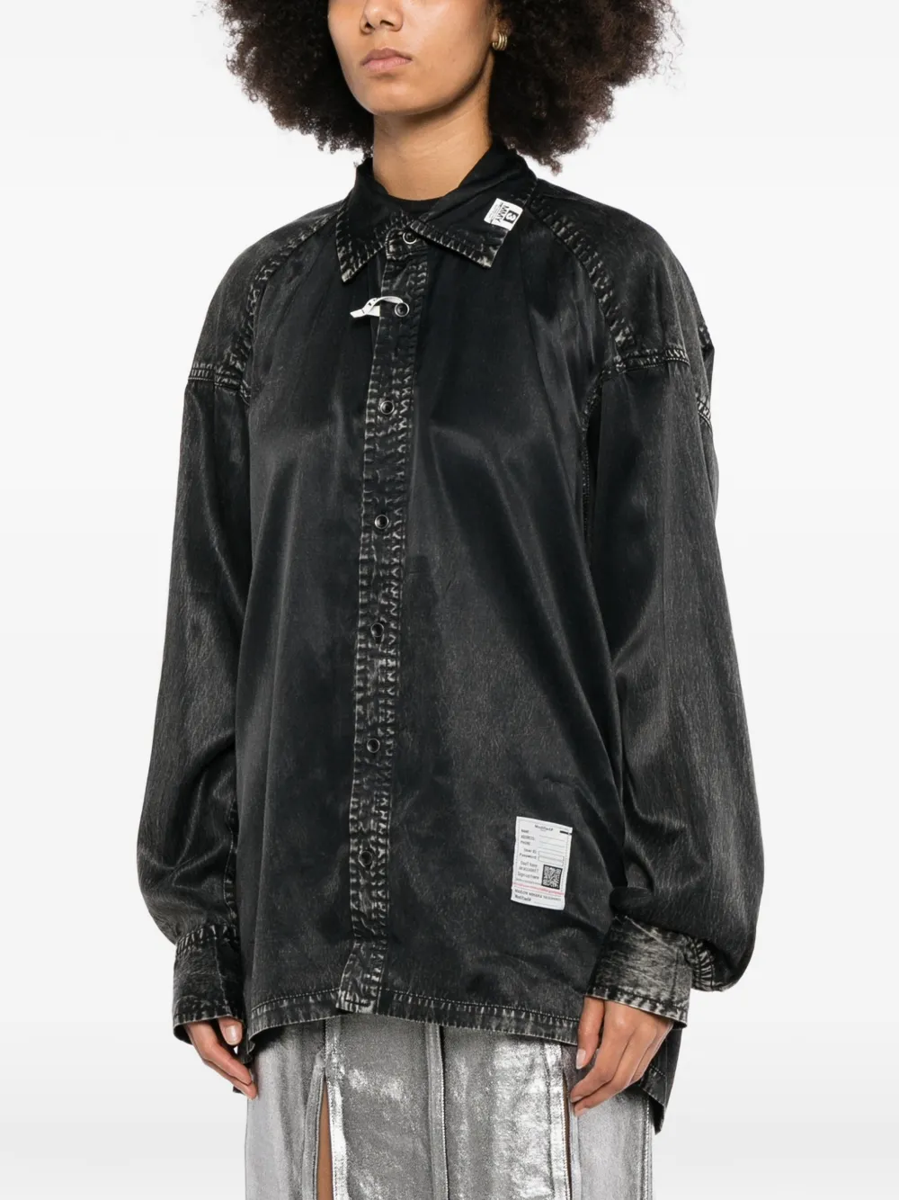 Maison MIHARA YASUHIRO acid-wash logo-patch shirt Zwart