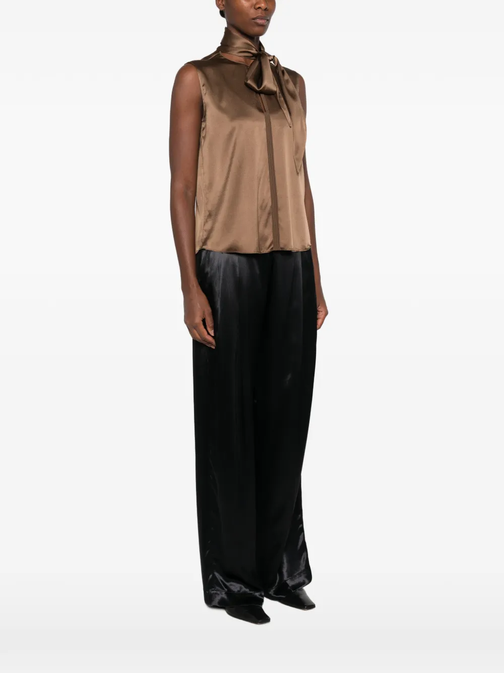 Dorothee Schumacher Sence of Shine mouwloze top met strikdetail Bruin