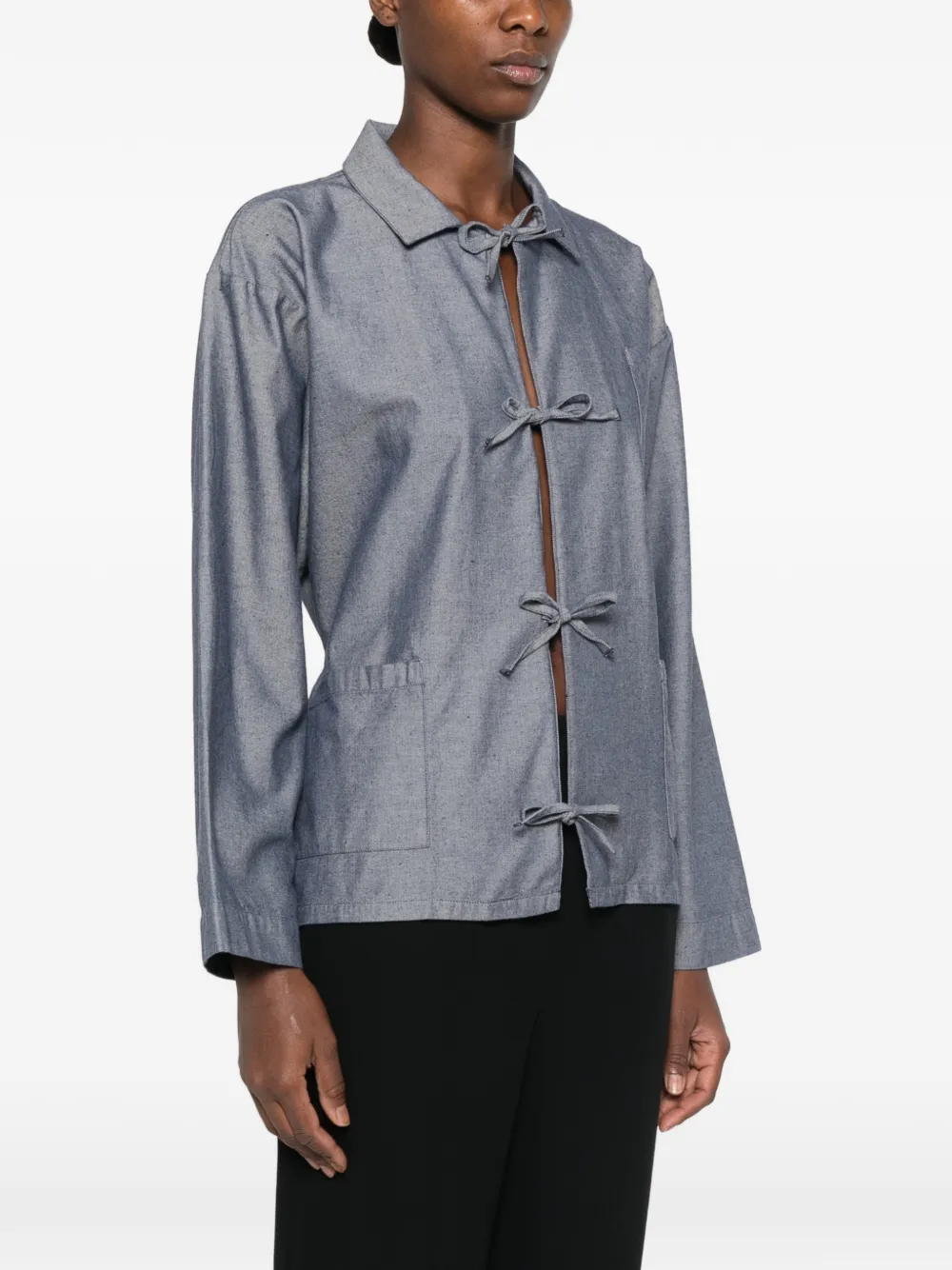 Baserange Liber blouse met striksluiting Blauw