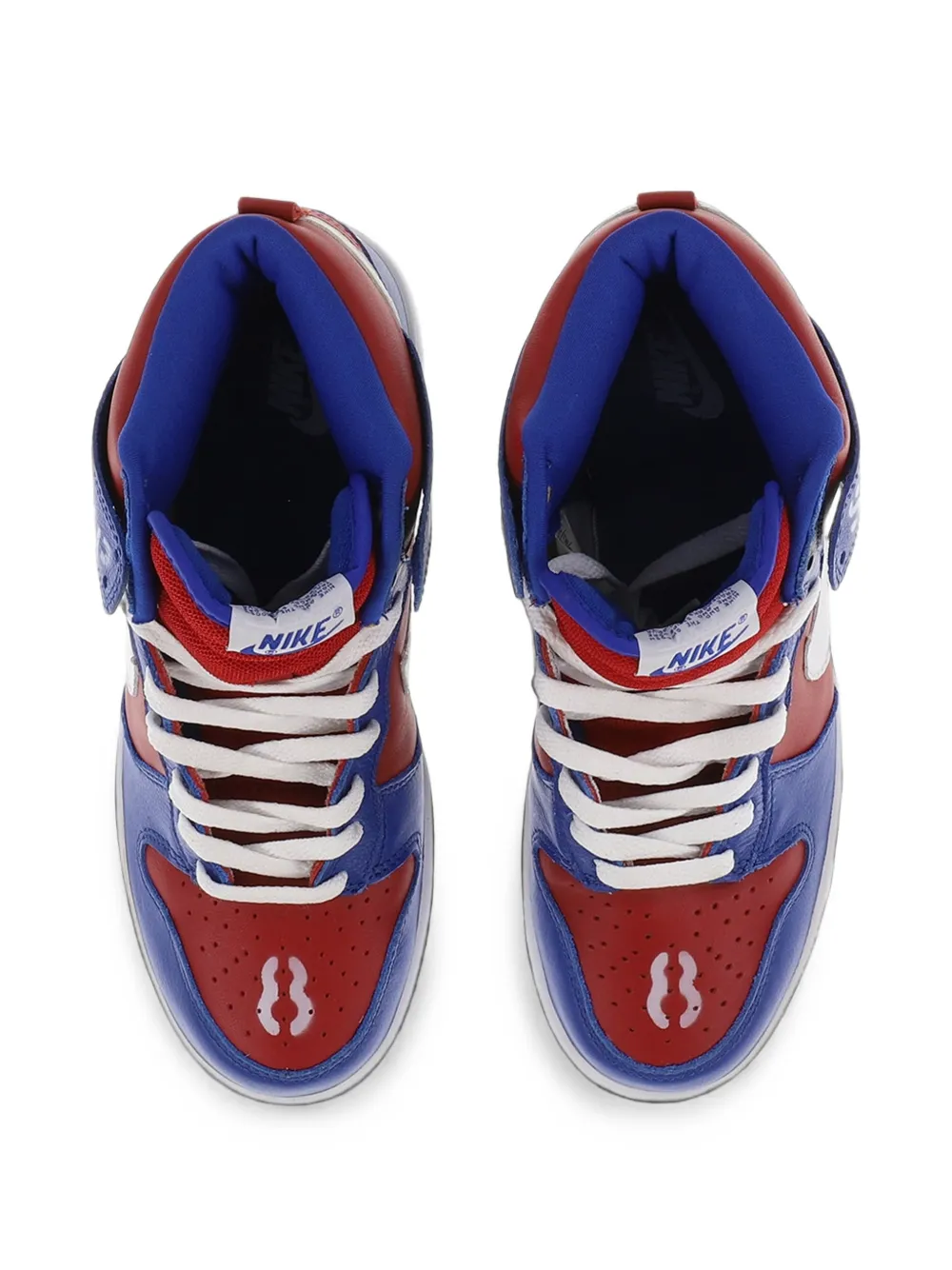 SWJP x Nike Dunk High stencil-print sneakers Rood