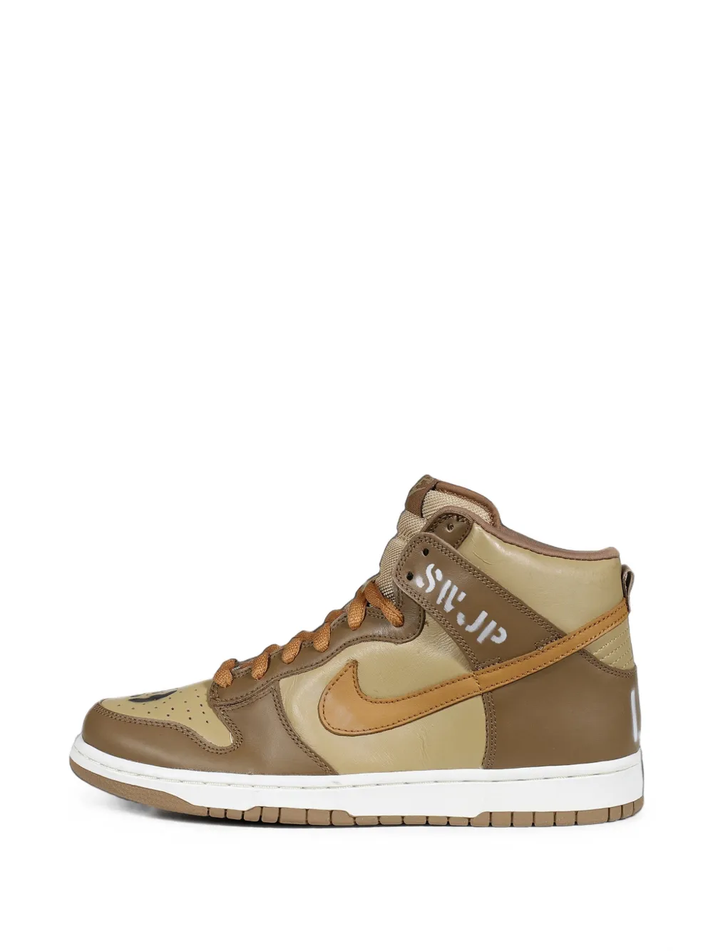 SWJP x Nike Dunk High stencil-print sneakers Bruin