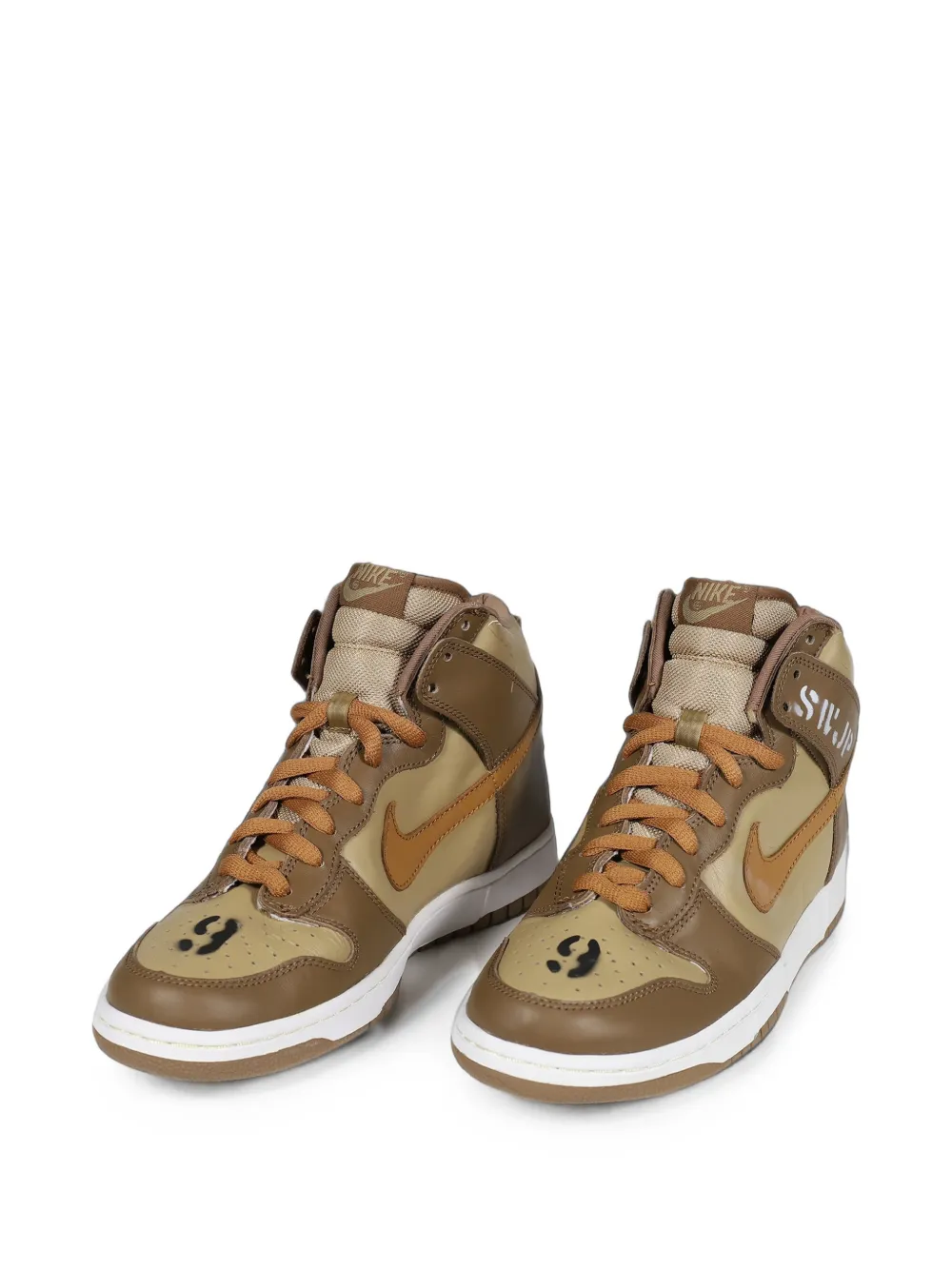 SWJP x Nike Dunk High stencil-print sneakers Bruin