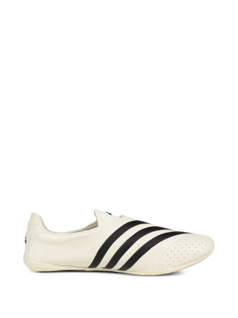 Adidas Originals x Pharrell Williams Yoga Vario slip-on sneakers
