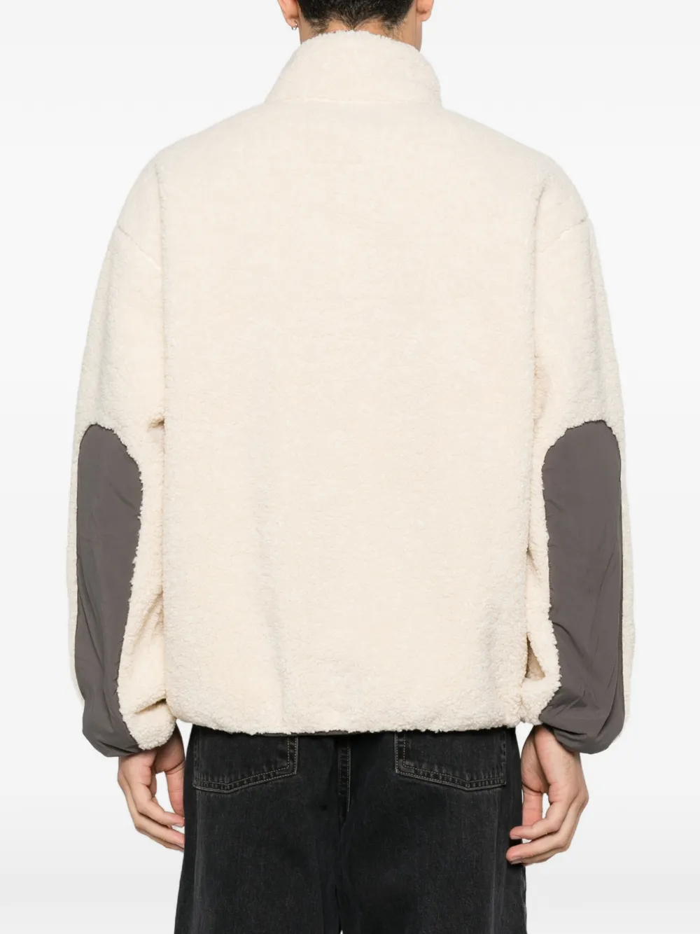 Maison Kitsuné Bomberjack met fleece textuur en vlakken Beige
