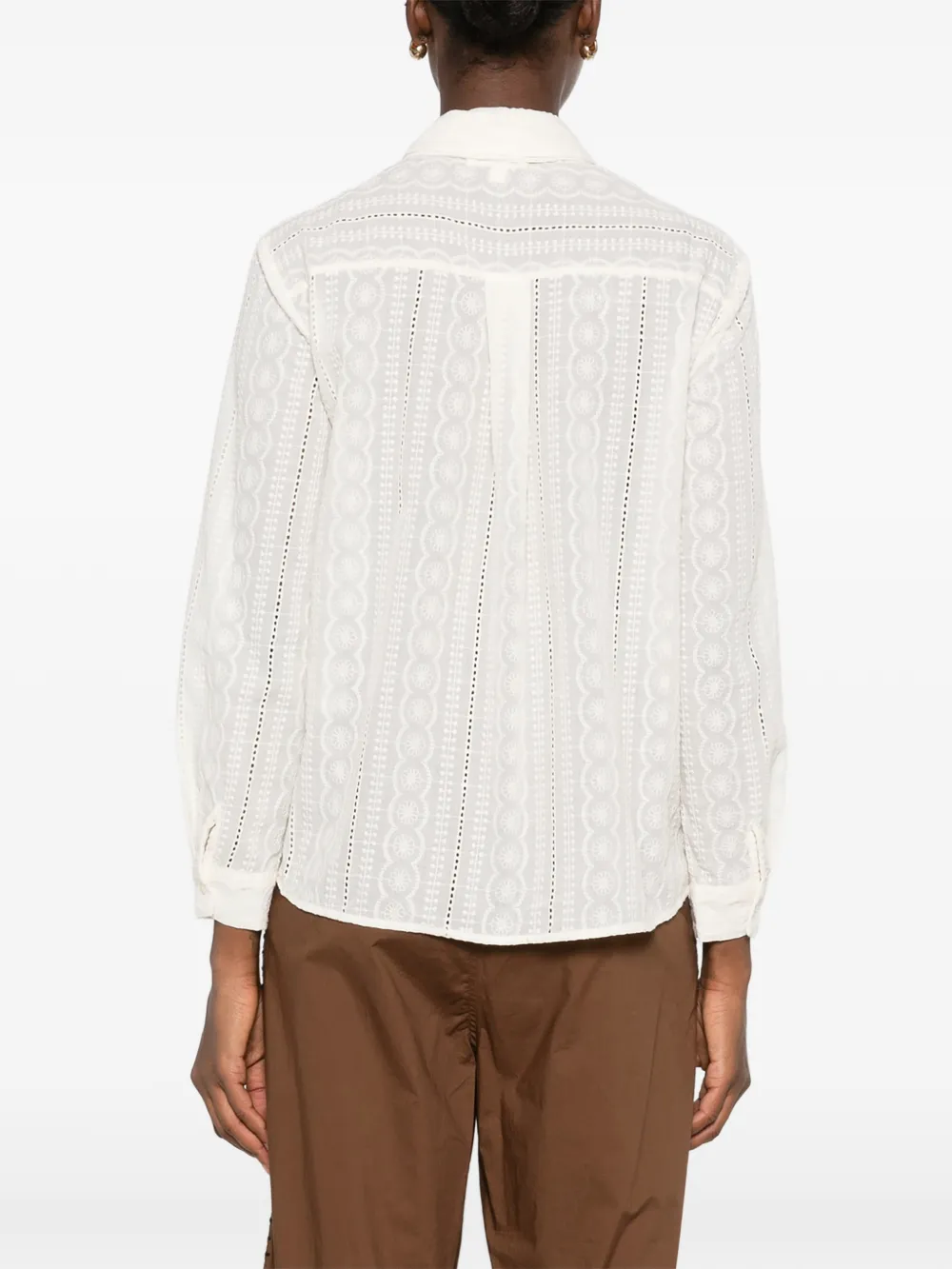MAISON123 Broderie-anglaise blouse met strikkraag Beige
