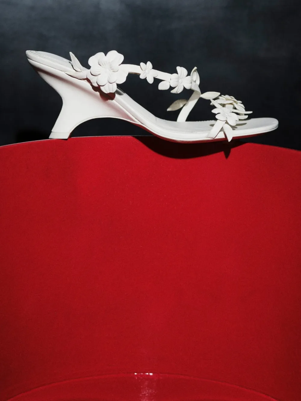 SIMKHAI Willow floral-appliqué leather sandals Wit