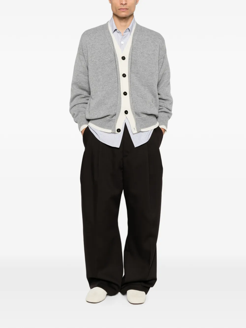 AMARANTO Vest met knoopsluiting en contrasterende afwerking Grijs