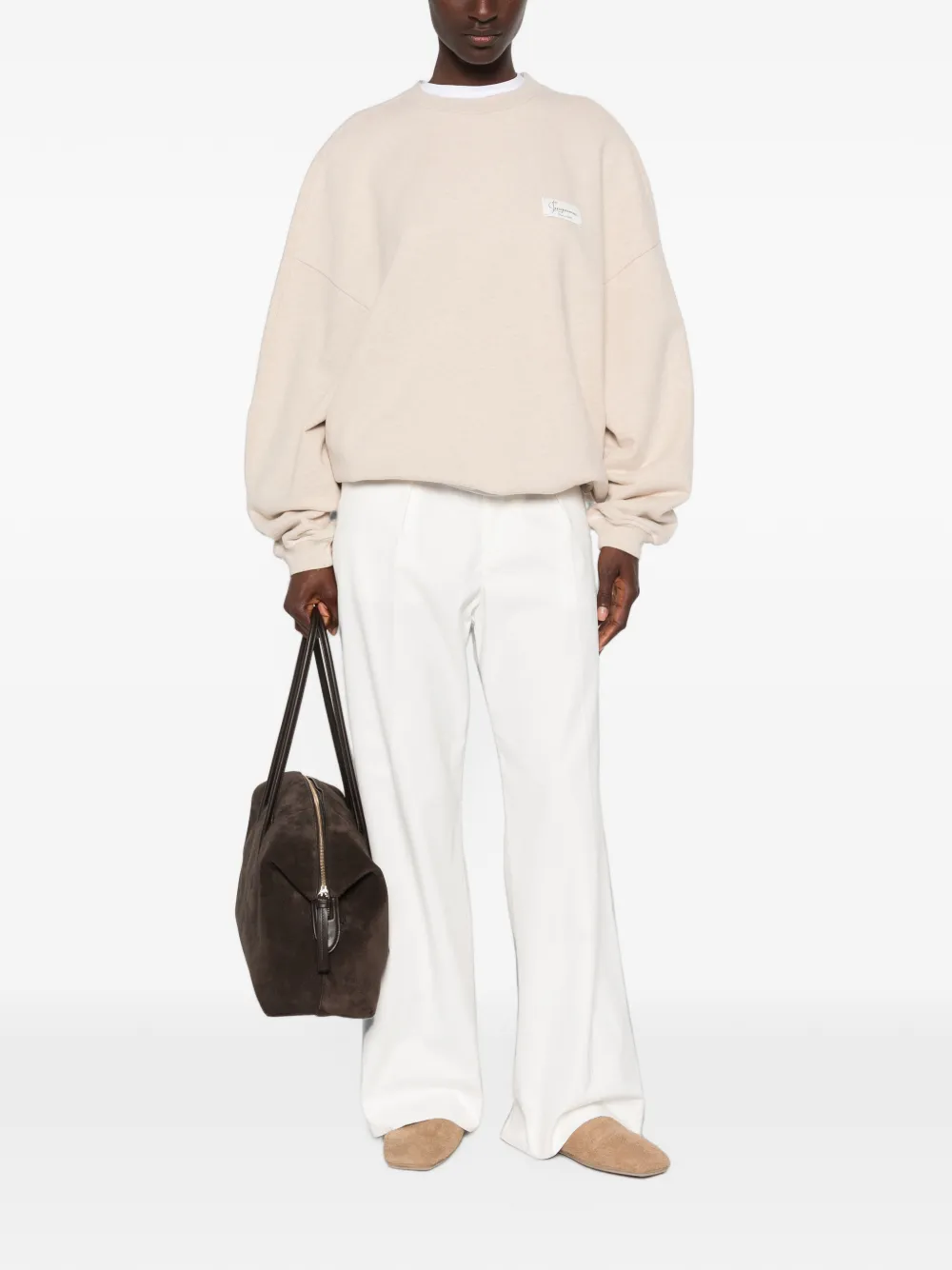 Jacquemus logo-patch drop-shoulder sweater Beige