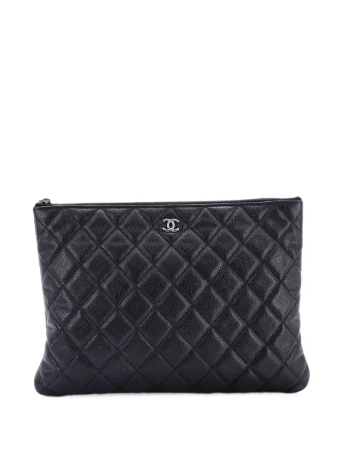 CHANEL Pre-Owned O Case Quilted Caviar Medium clutch bag