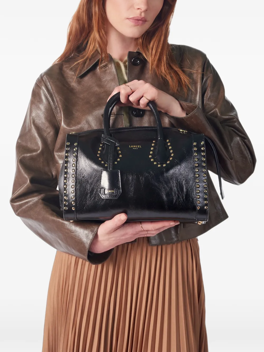 Lancel M BCBG leren bowlingtas met studs Zwart