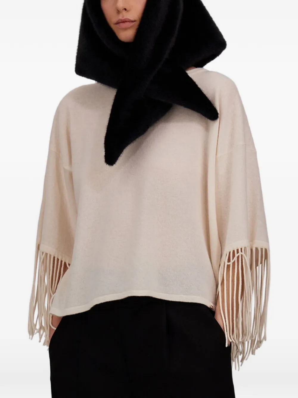 Herno Trui met franje-afwerking Beige