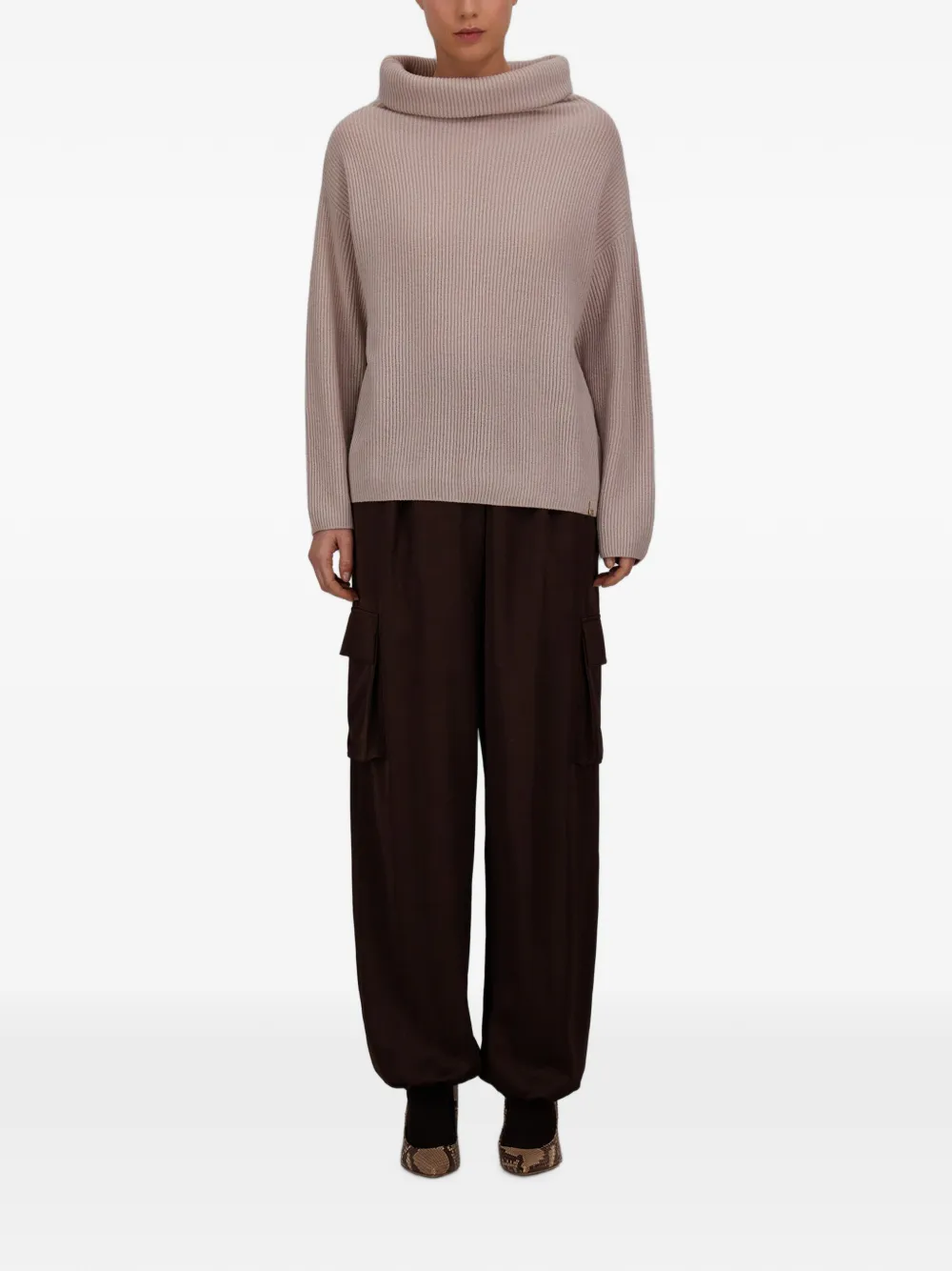 Herno Ribgebreide trui Beige
