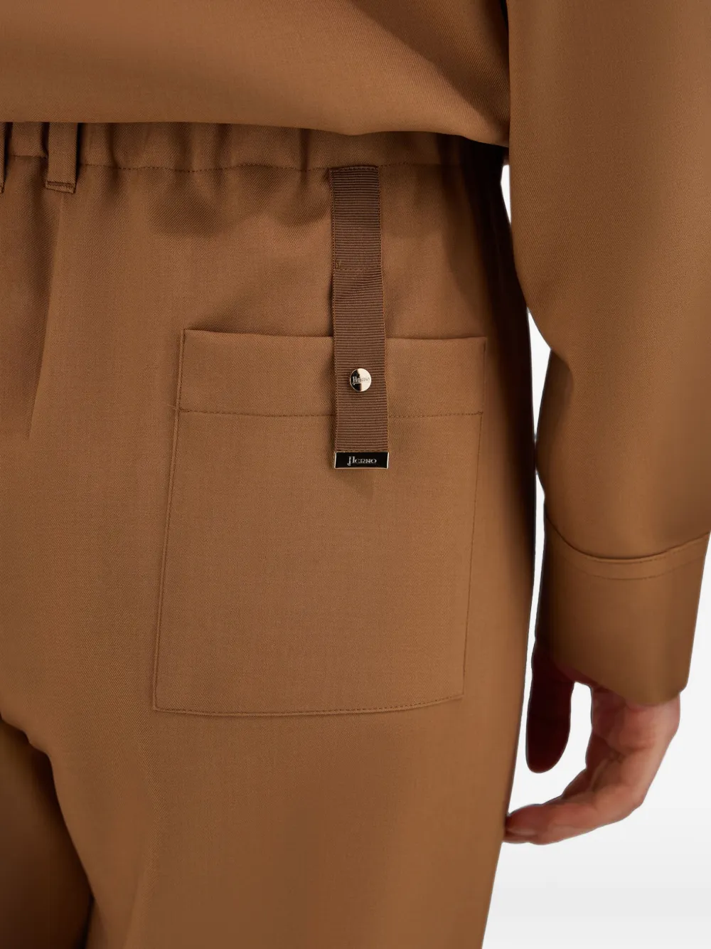 Herno Broek met elastische taille en coupenaden Bruin
