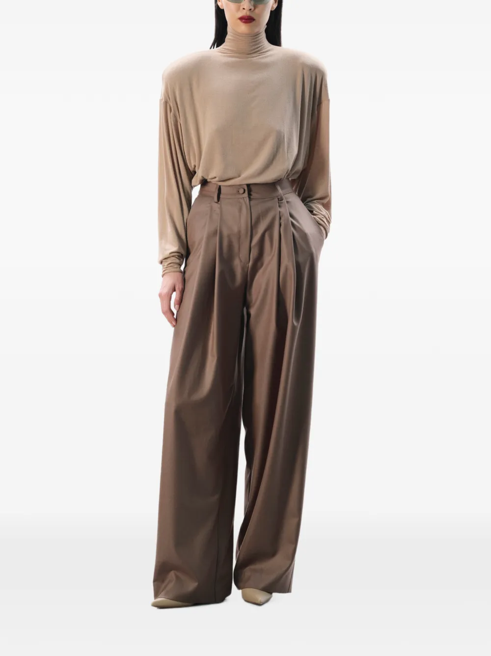 MANURÍ Romy padded-shoulder blouse Beige